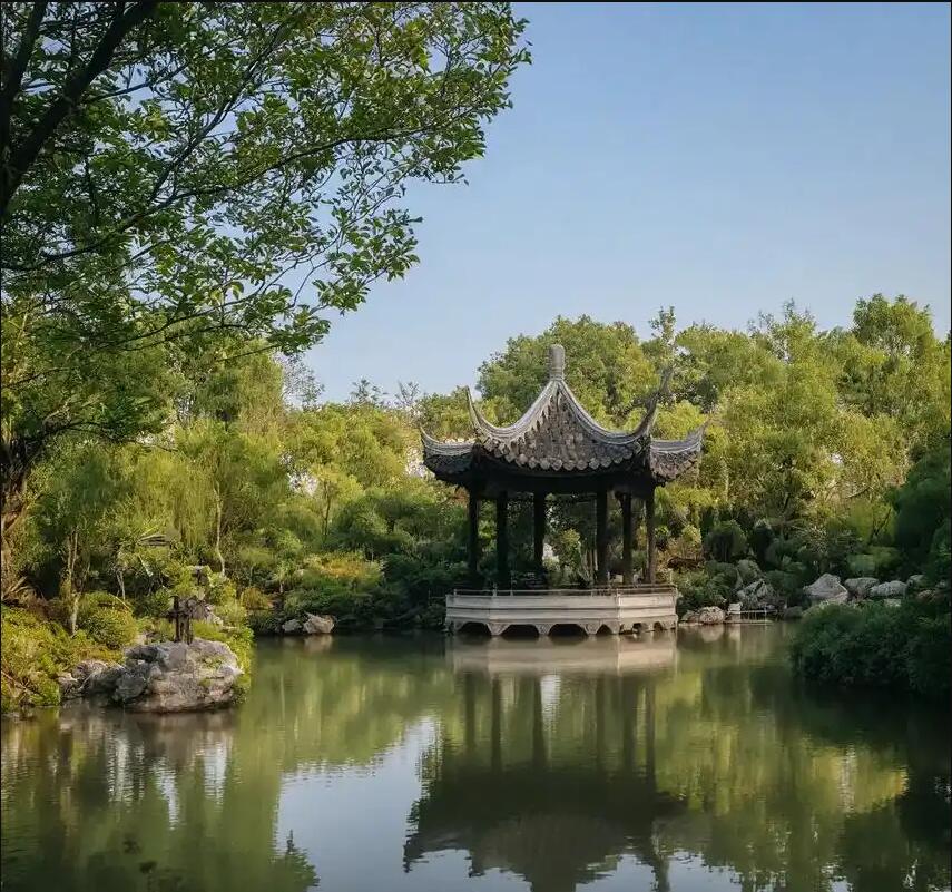 雅安雨城操控餐饮有限公司